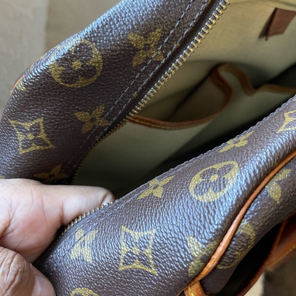 Louis Vuitton Monogram Canvas Deauville VINTAGE from 1992 - Picture 5 of 16